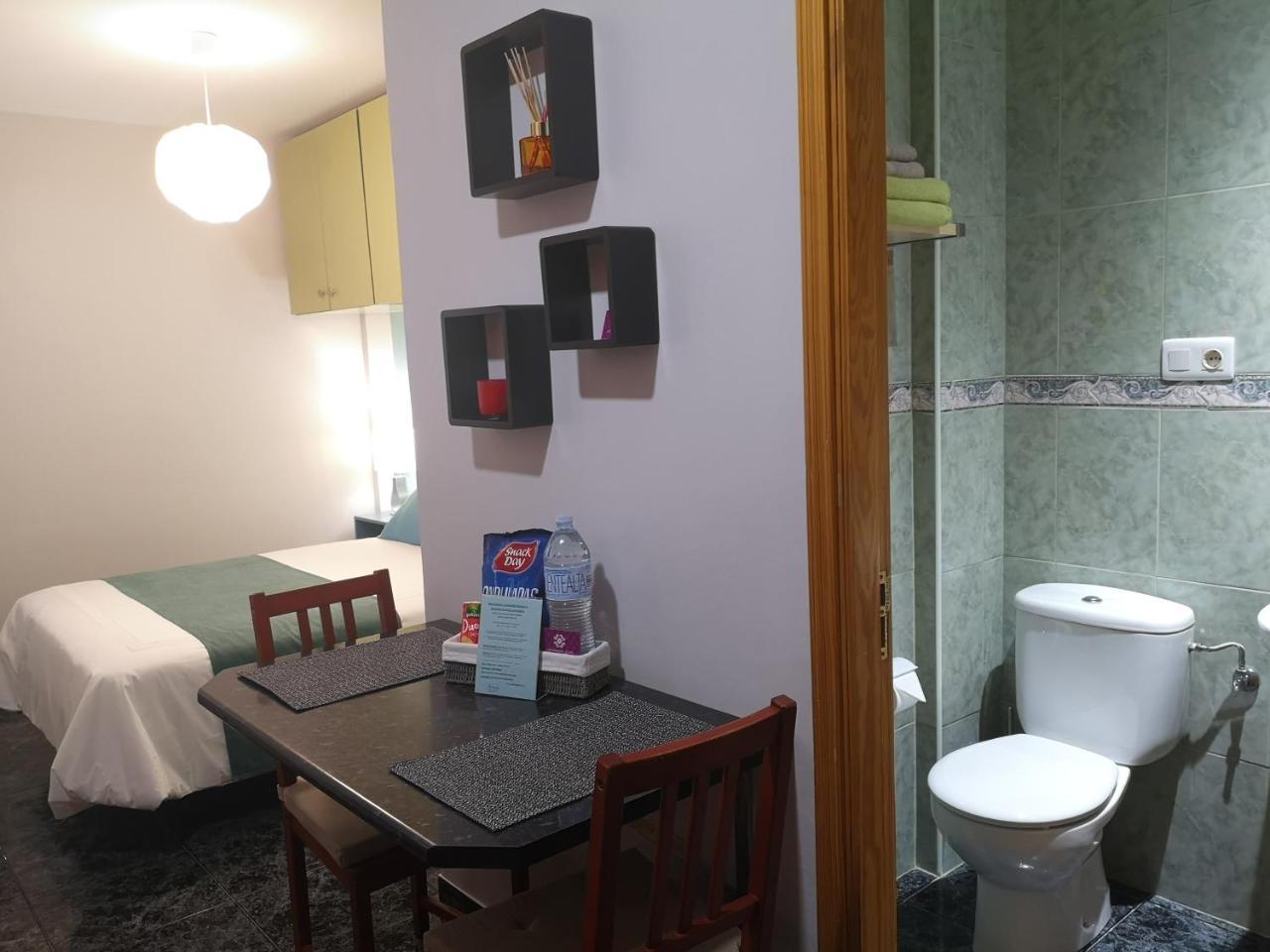 Estudios Dalia Vecindario  Luaran gambar
